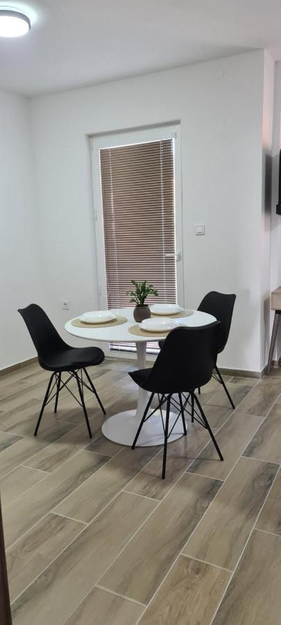 G&G Suites โอครีด ภายนอก รูปภาพ
